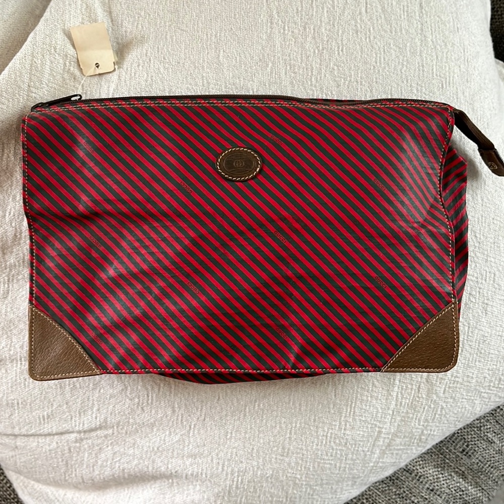 Vintage Gucci cosmetic/ travel bag